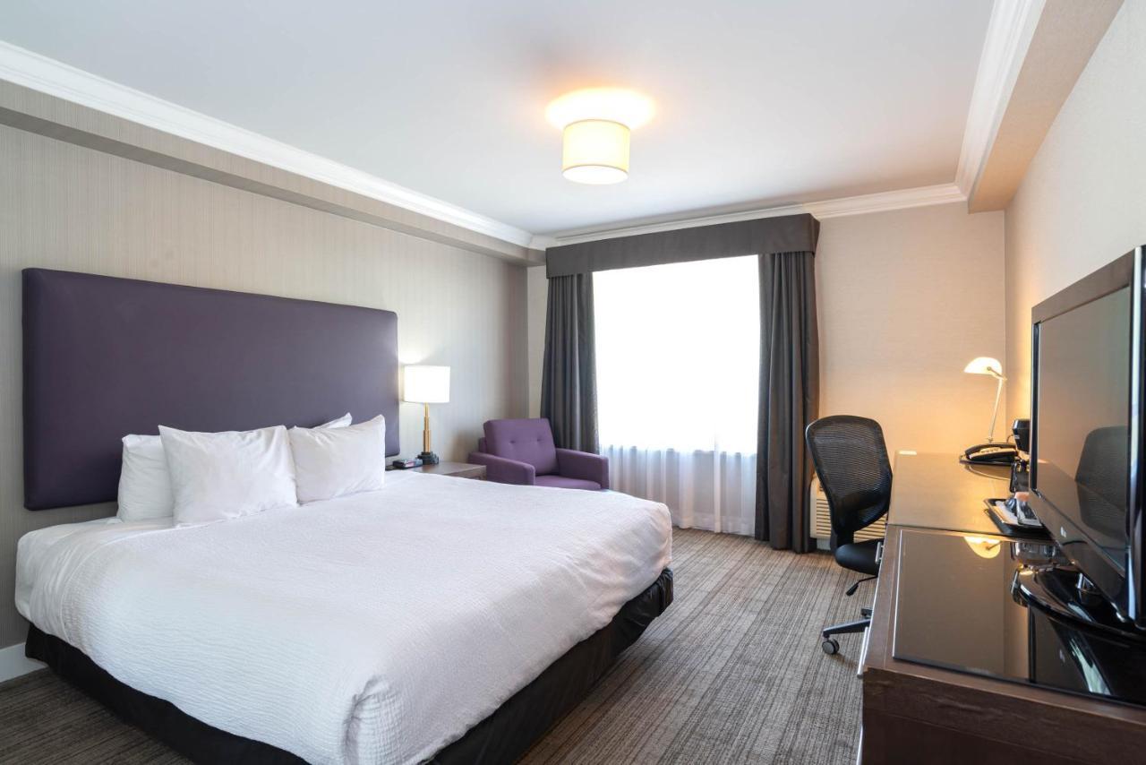 Sandman Hotel & Suites Calgary South YYC Exterior foto