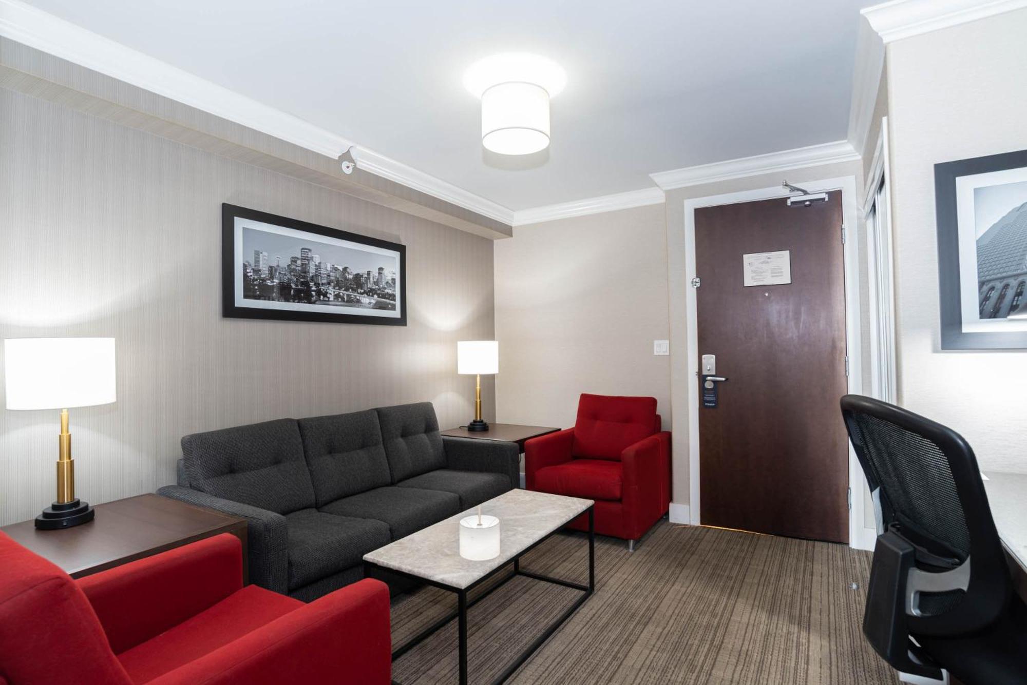 Sandman Hotel & Suites Calgary South YYC Exterior foto