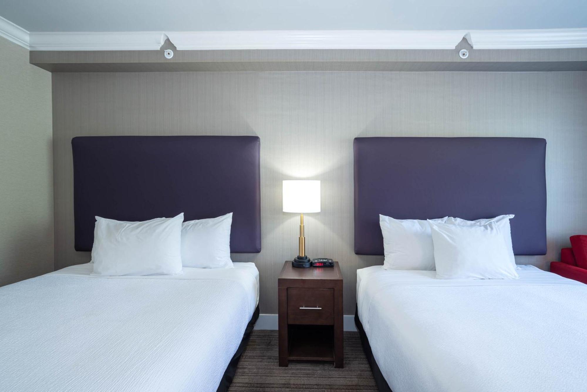 Sandman Hotel & Suites Calgary South YYC Exterior foto